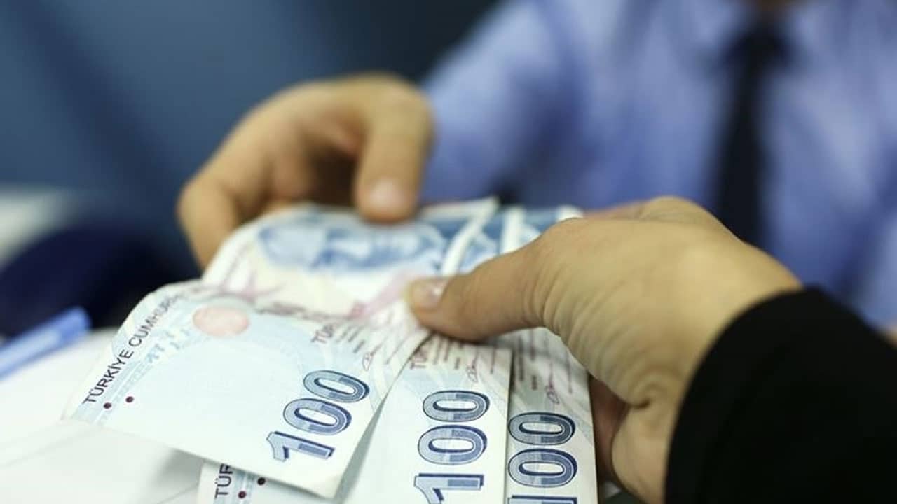 Türk-İş açıkladı! Aralıkta 4 kişilik ailenin yoksulluk sınırı 13 bin 73 lira oldu